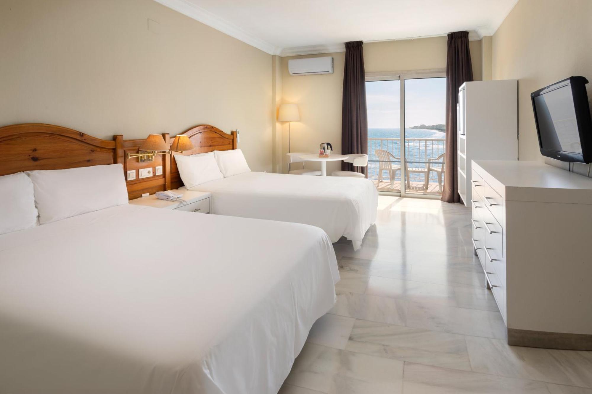 Hotel Sol Guadalmar Málaga Esterno foto