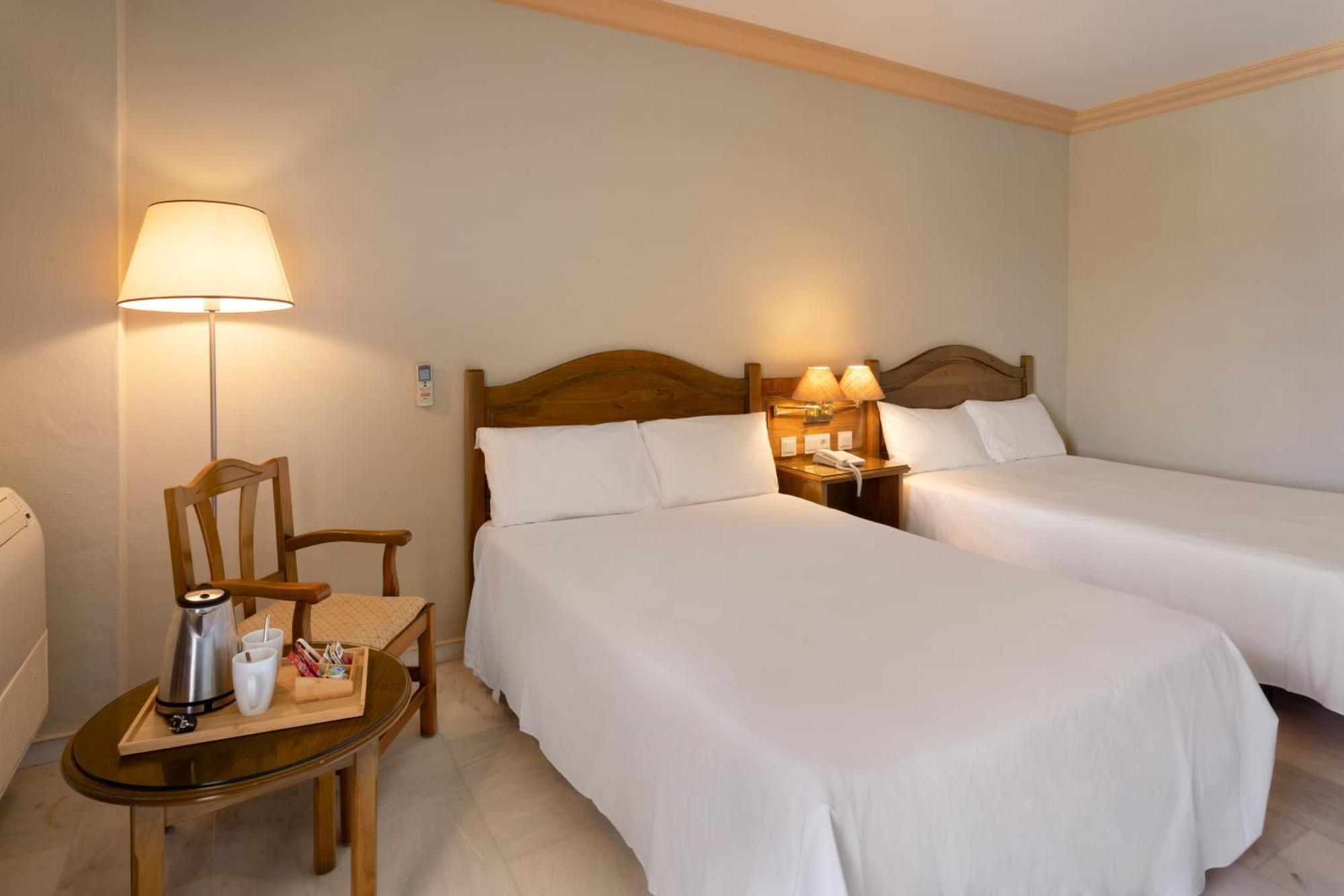 Hotel Sol Guadalmar Málaga Esterno foto